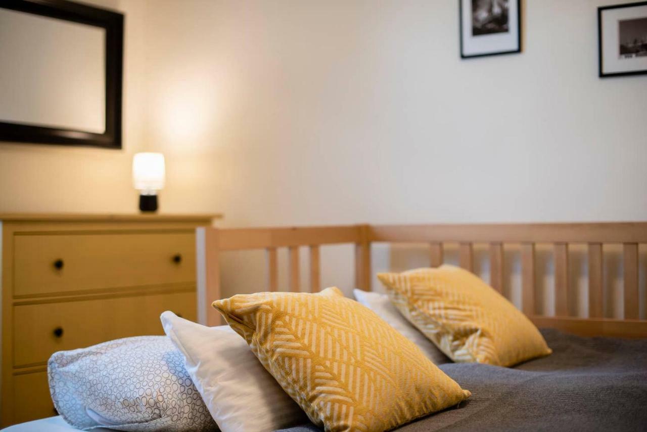 Viola Family Apartman Free Parking Pětikostelí Exteriér fotografie