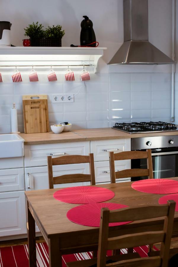 Viola Family Apartman Free Parking Pětikostelí Exteriér fotografie